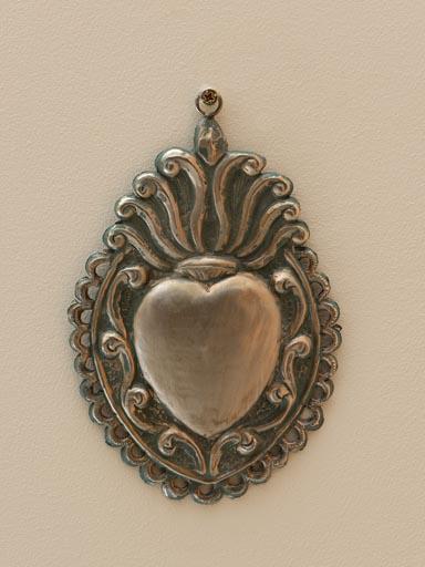 Sacred Heart in Antique Metal – Symbol of Protection and Spirituality ✨💖