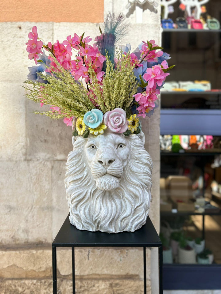 🦁 Vaso Leone Reale – Potenza e Stile per la tua Casa 🌿