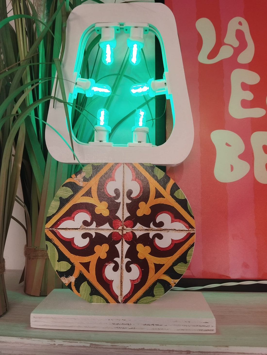 Luminaria “Ceramiche e Luce” – Tradizione Siciliana in Versione Pop! 🪄