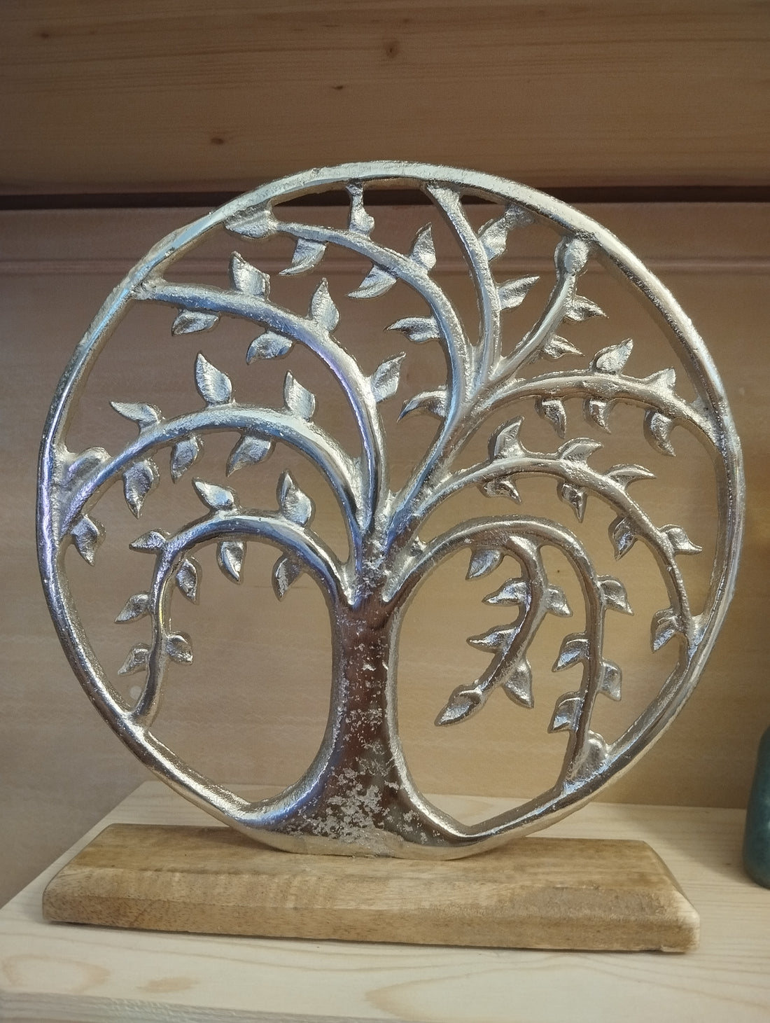 Albero della Vita in Metallo e Legno – Simbolo di Forza ed Equilibrio