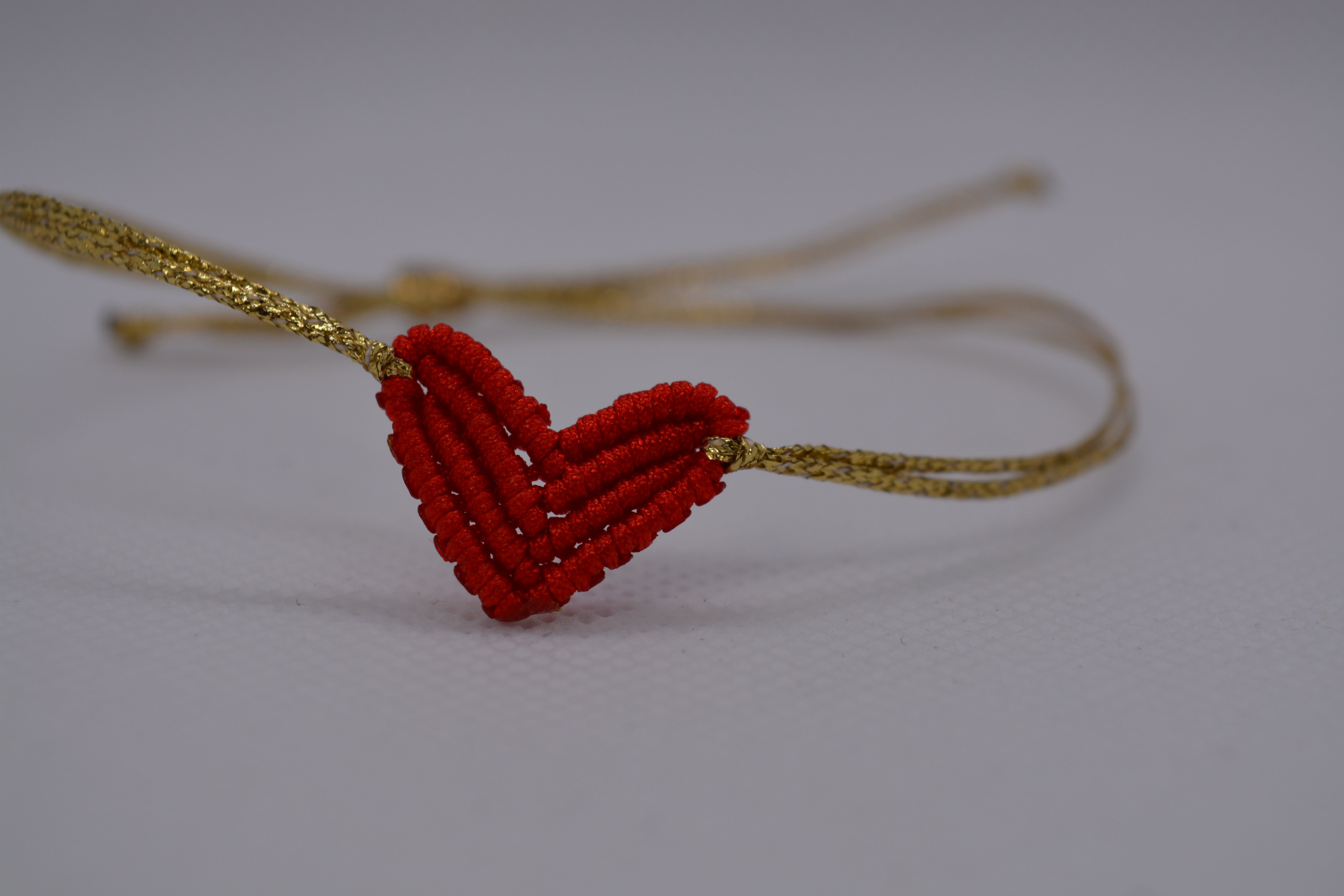 Bracciale Cuore Macramè