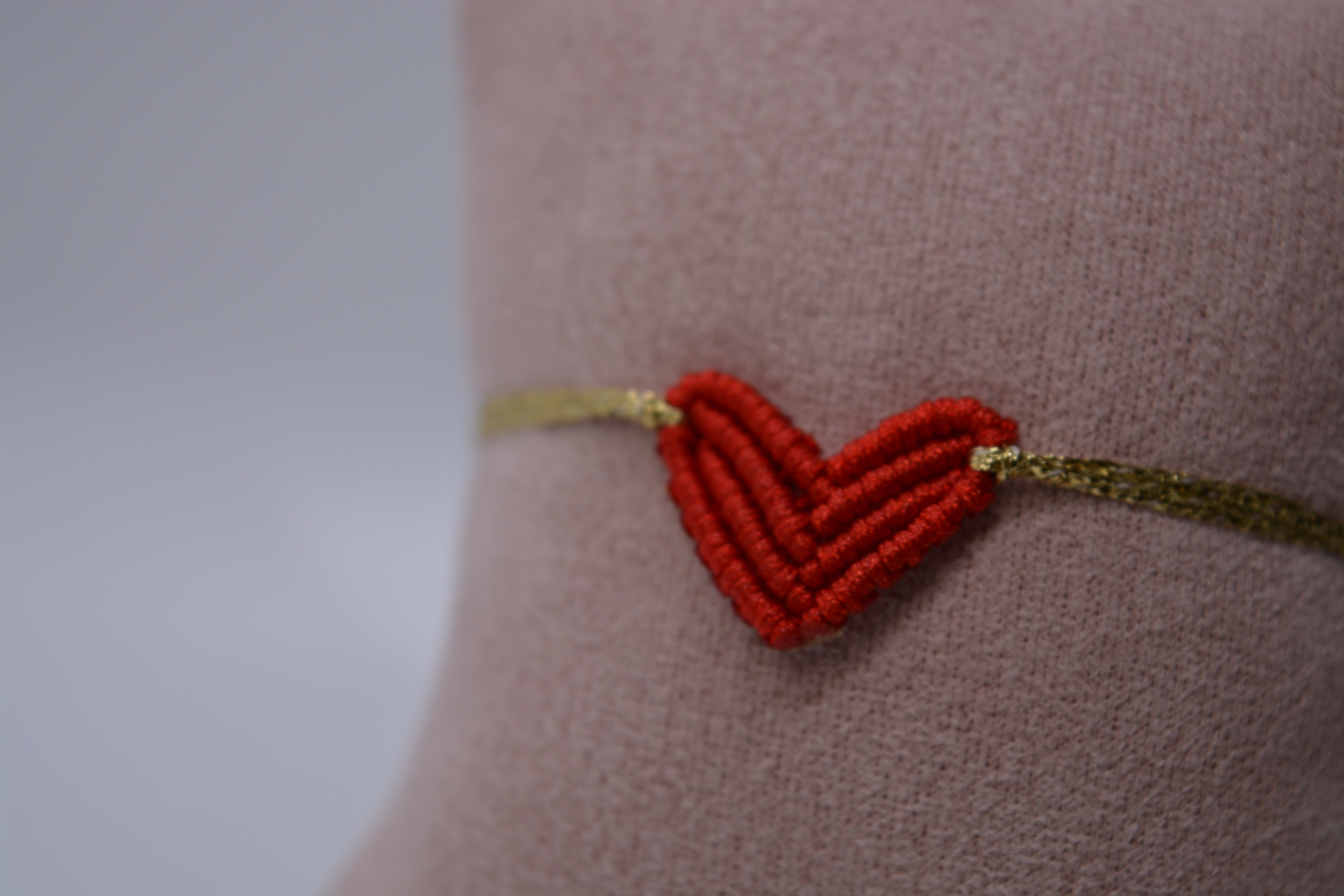 Bracciale Cuore Macramè