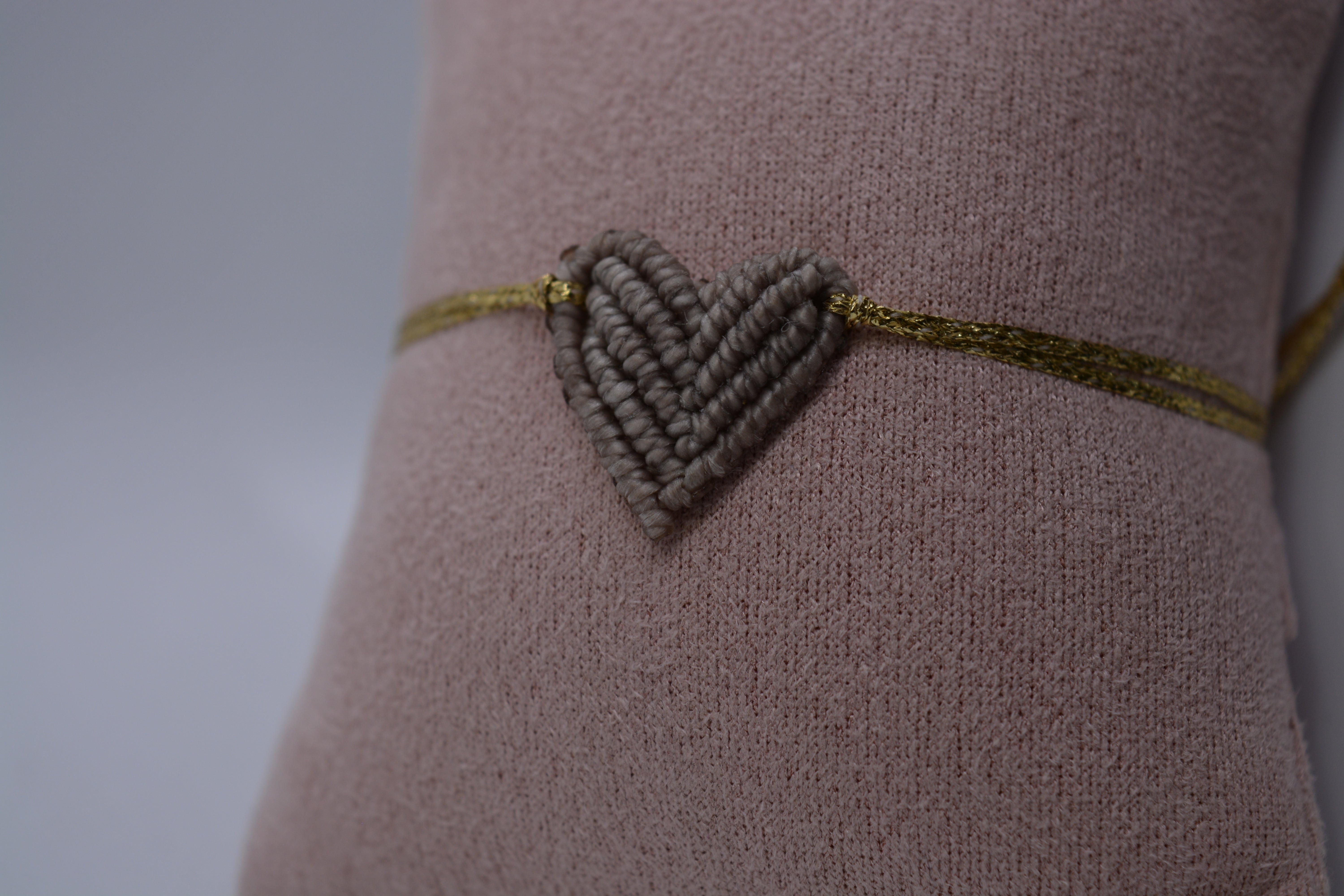 Bracciale Cuore Macramè