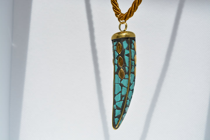 Collana con corno indiano