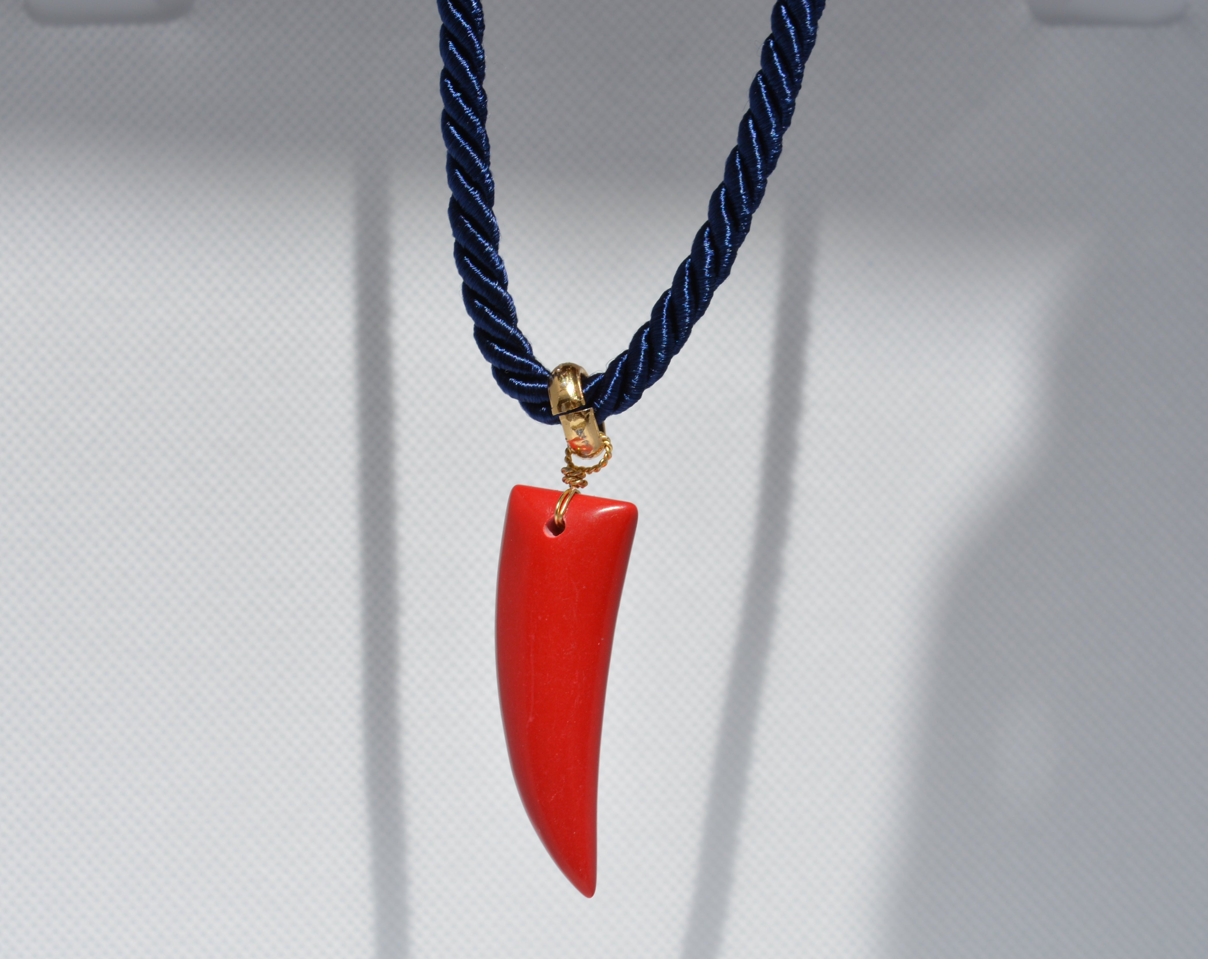 Collana con corno indiano