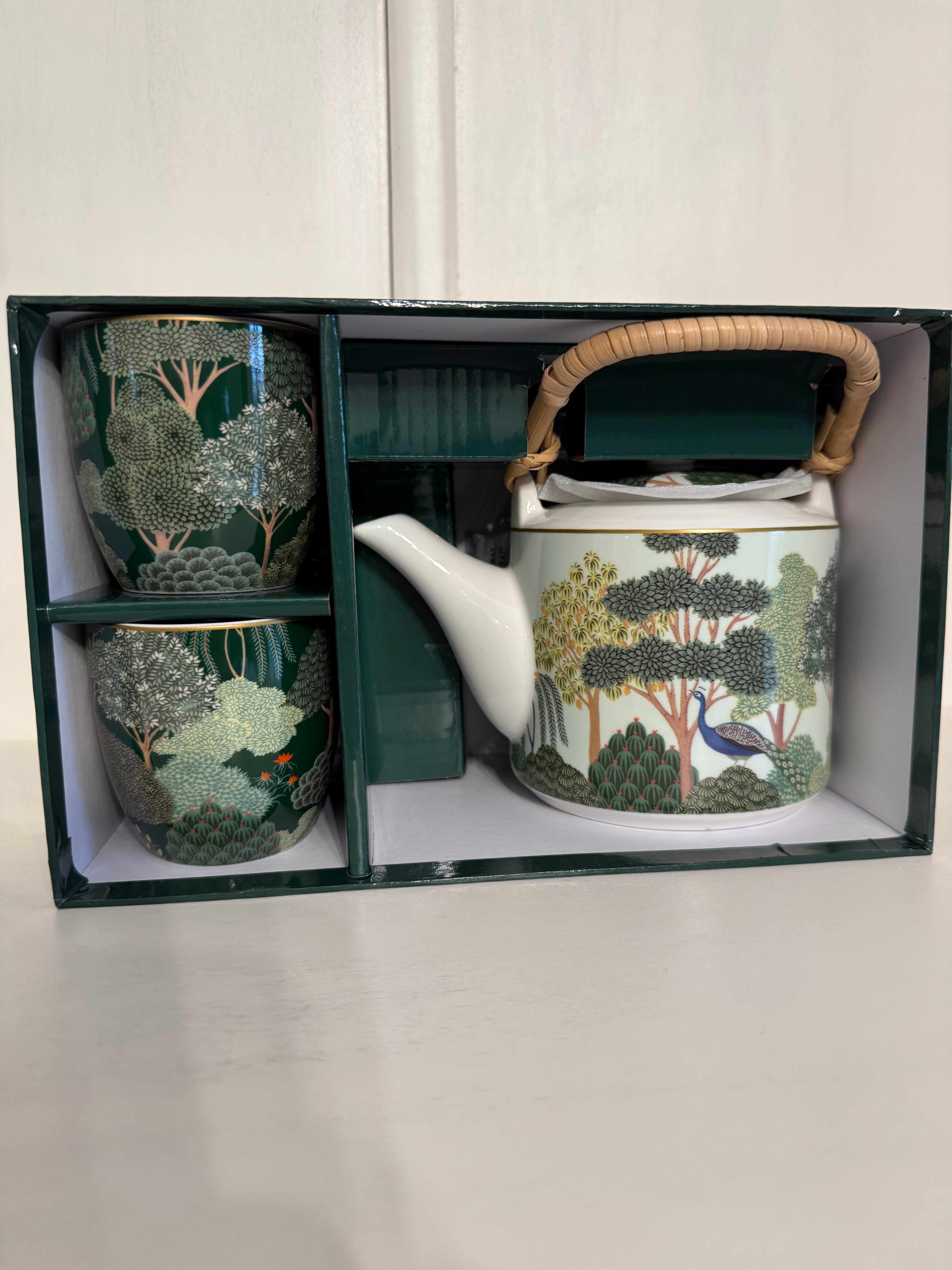 Set tea oriental style