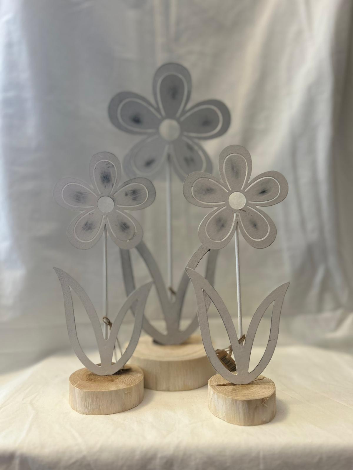 Fiori Decorativi in Legno e Metallo