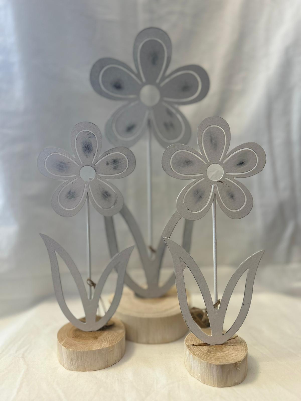 Fiori Decorativi in Legno e Metallo