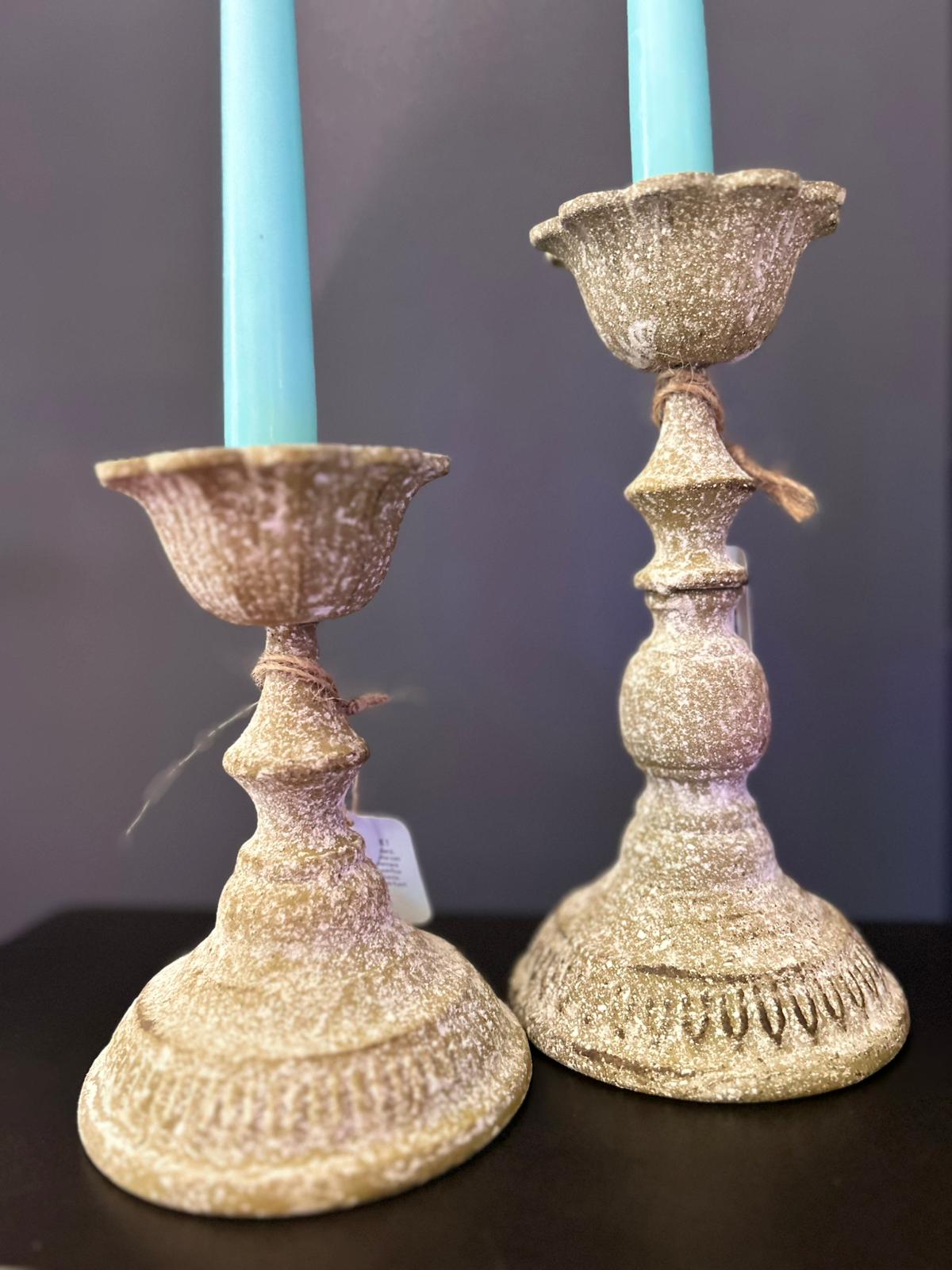 Set di 2 Portacandele Vintage Elegance – Un tocco di classe senza tempo ✨