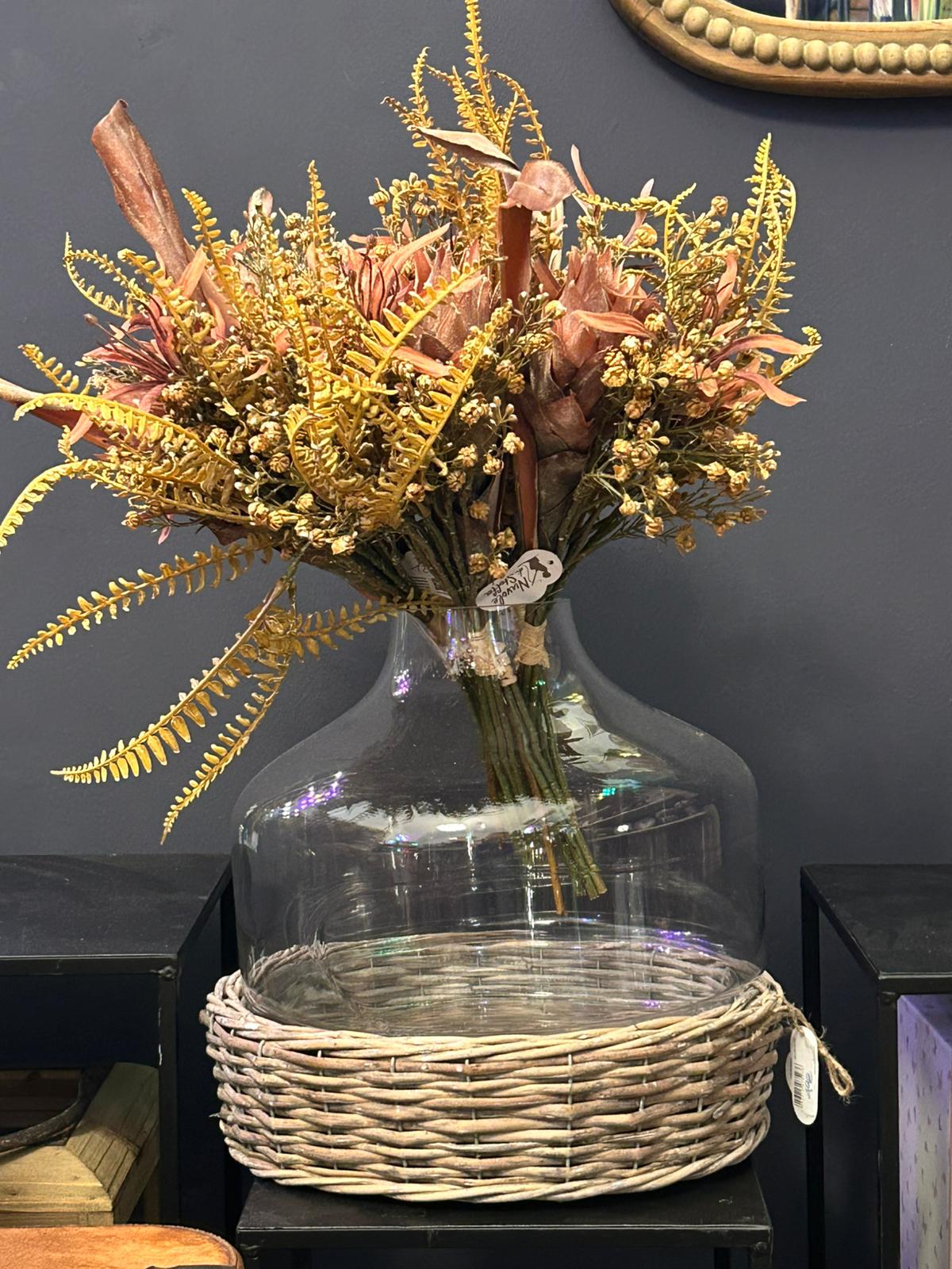 Glass Bell with Wicker Base – Rustic Chic Style Ø30 cm 🧺