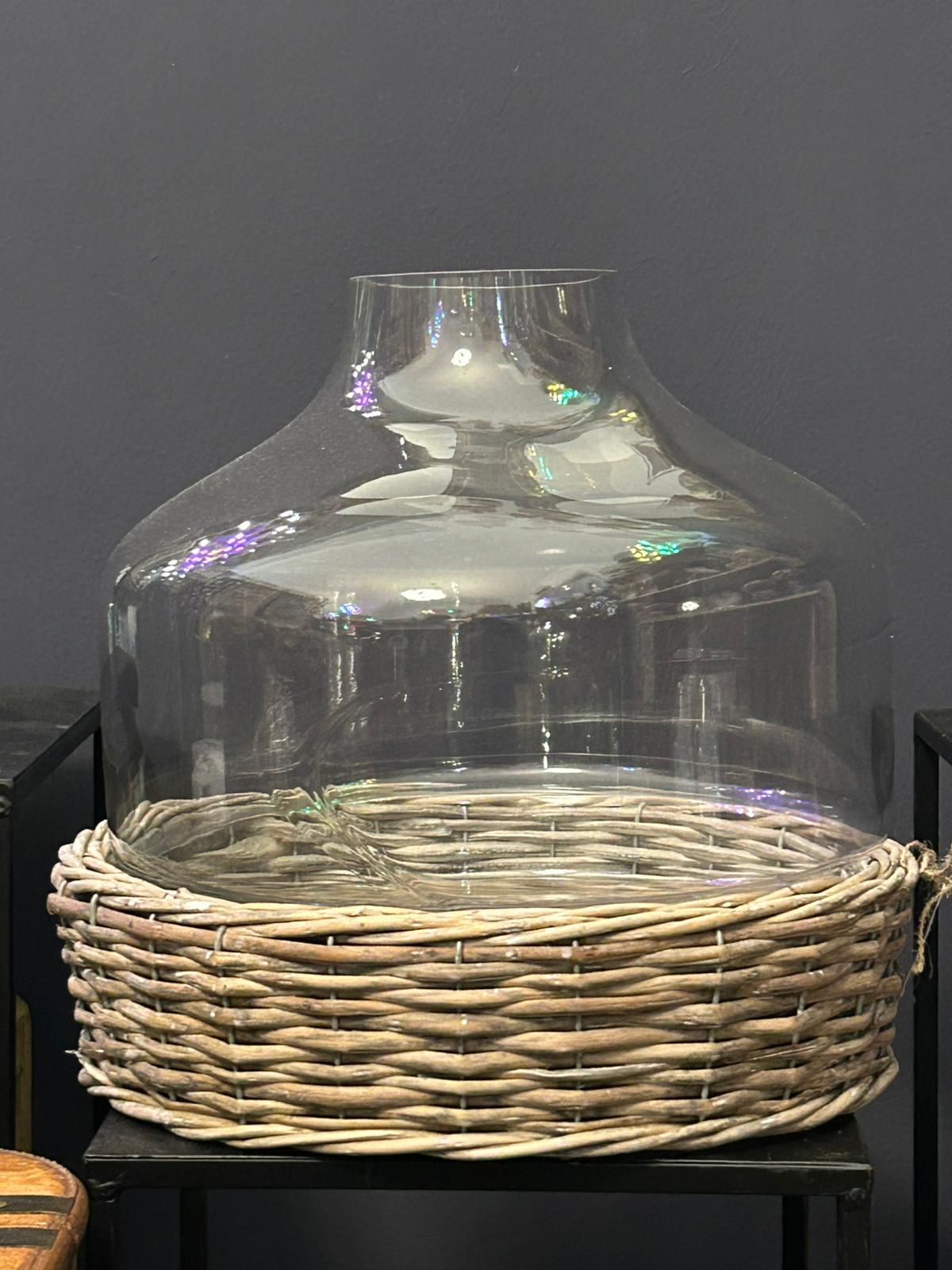 Glass Bell with Wicker Base – Rustic Chic Style Ø30 cm 🧺