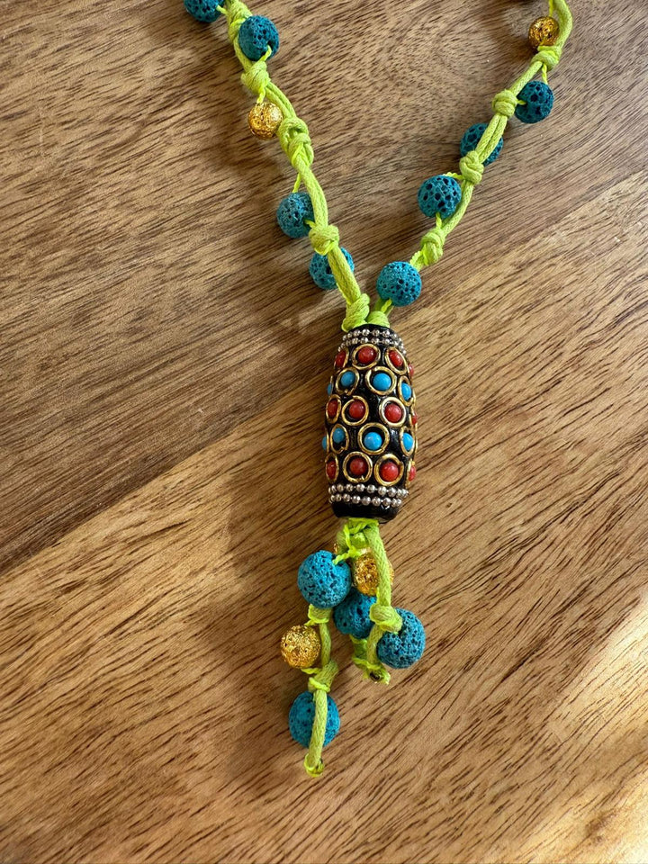 Collana Elephant in Pietra Lavica