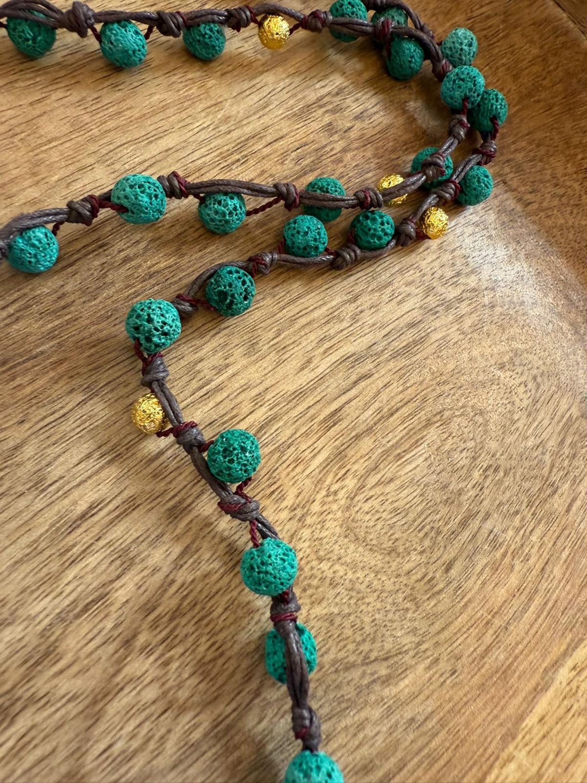 Collana Elephant in Pietra Lavica