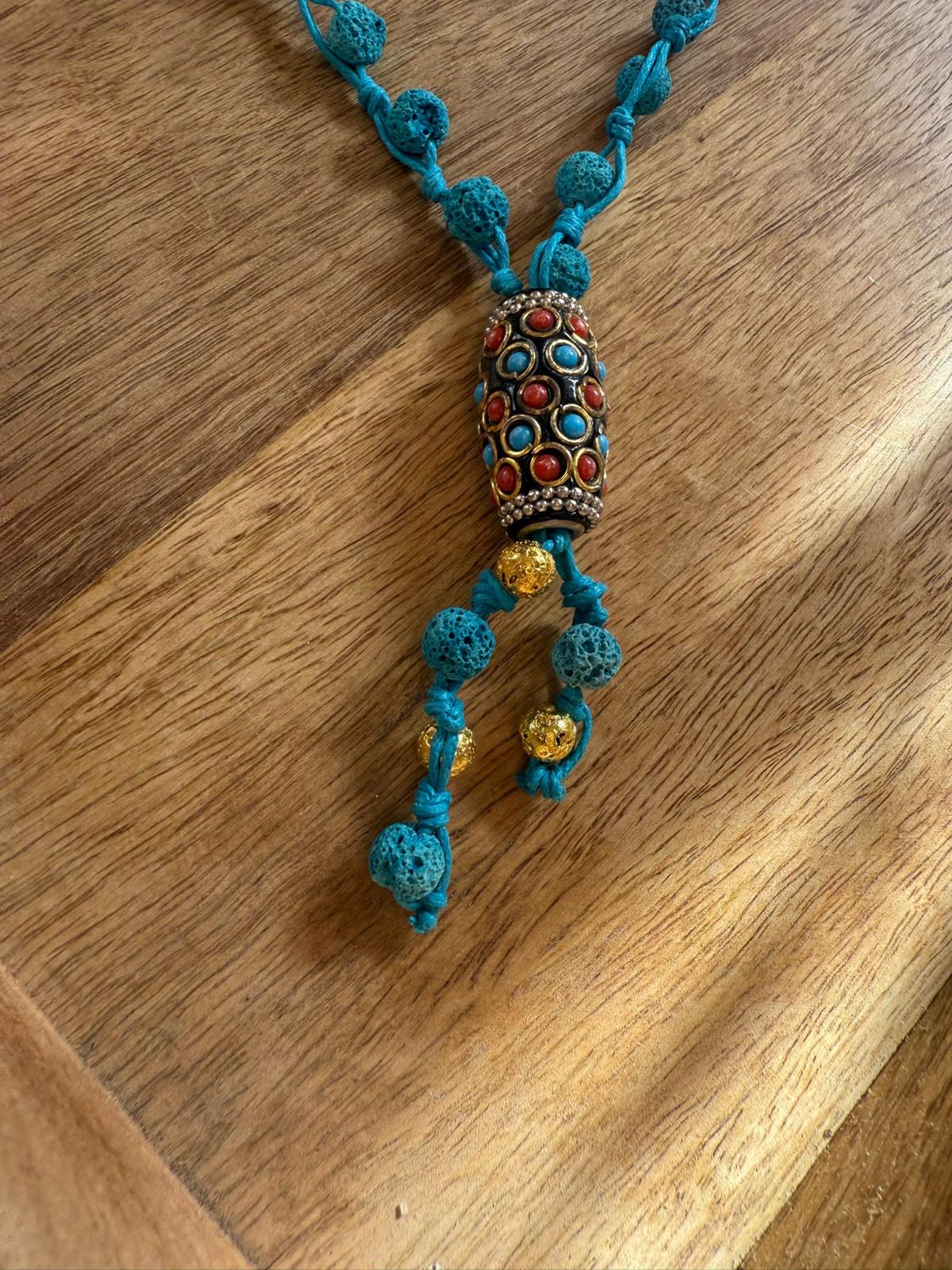 Collana Elephant in Pietra Lavica