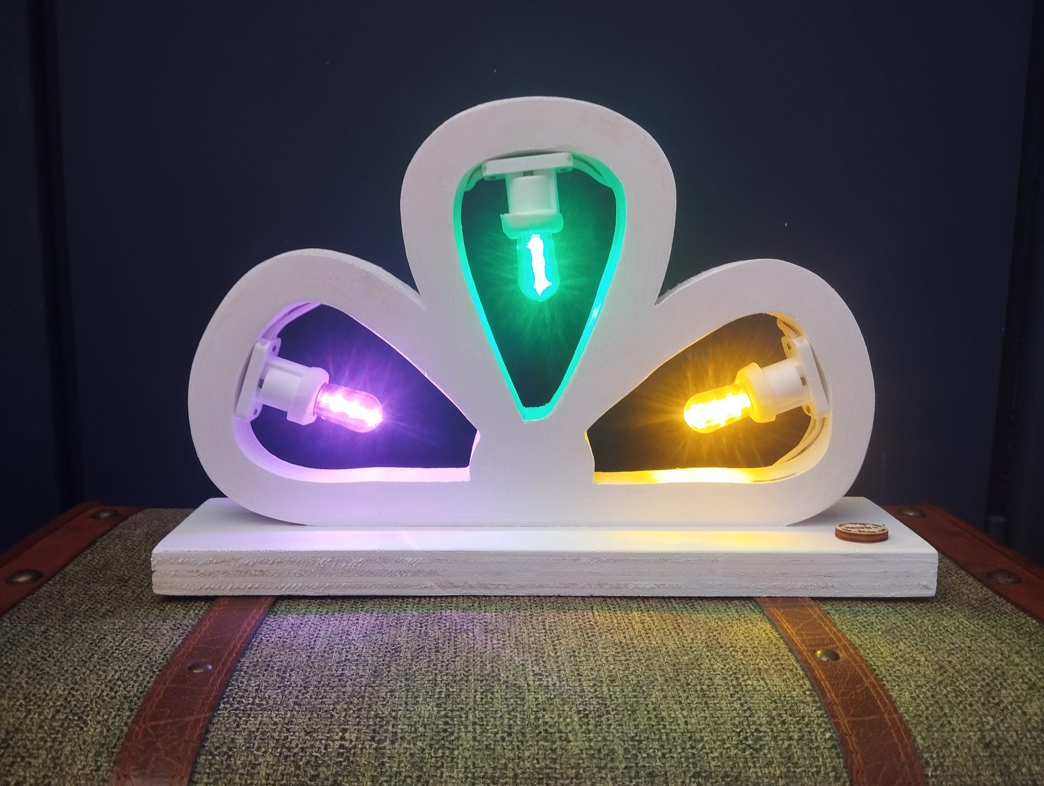 Luminaria da Comodino "Cuore di Luce"✨