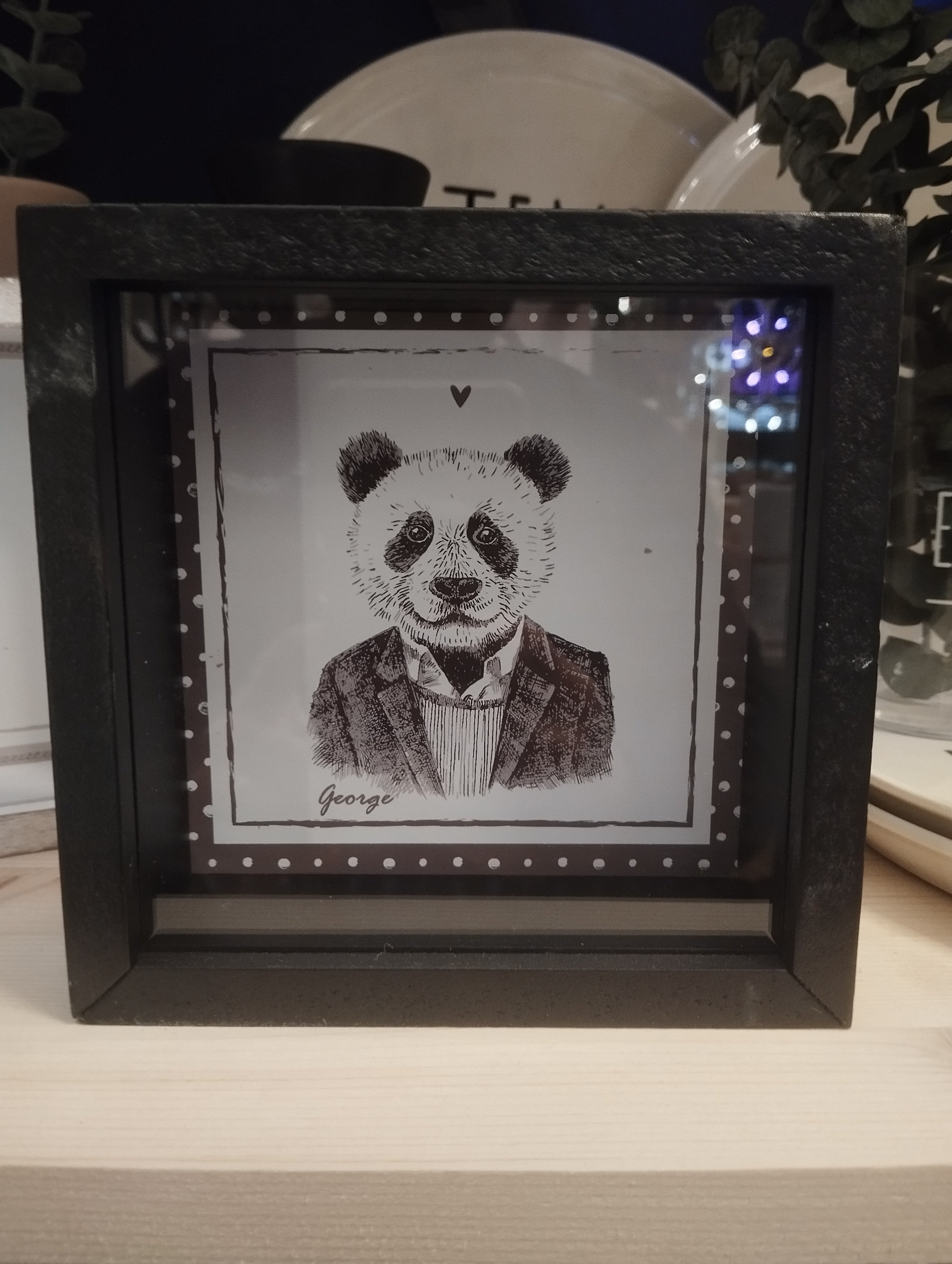 Salvadanaio quadro Artistico "George & Jack" – Risparmia con Stile! 🐼🐻‍❄️