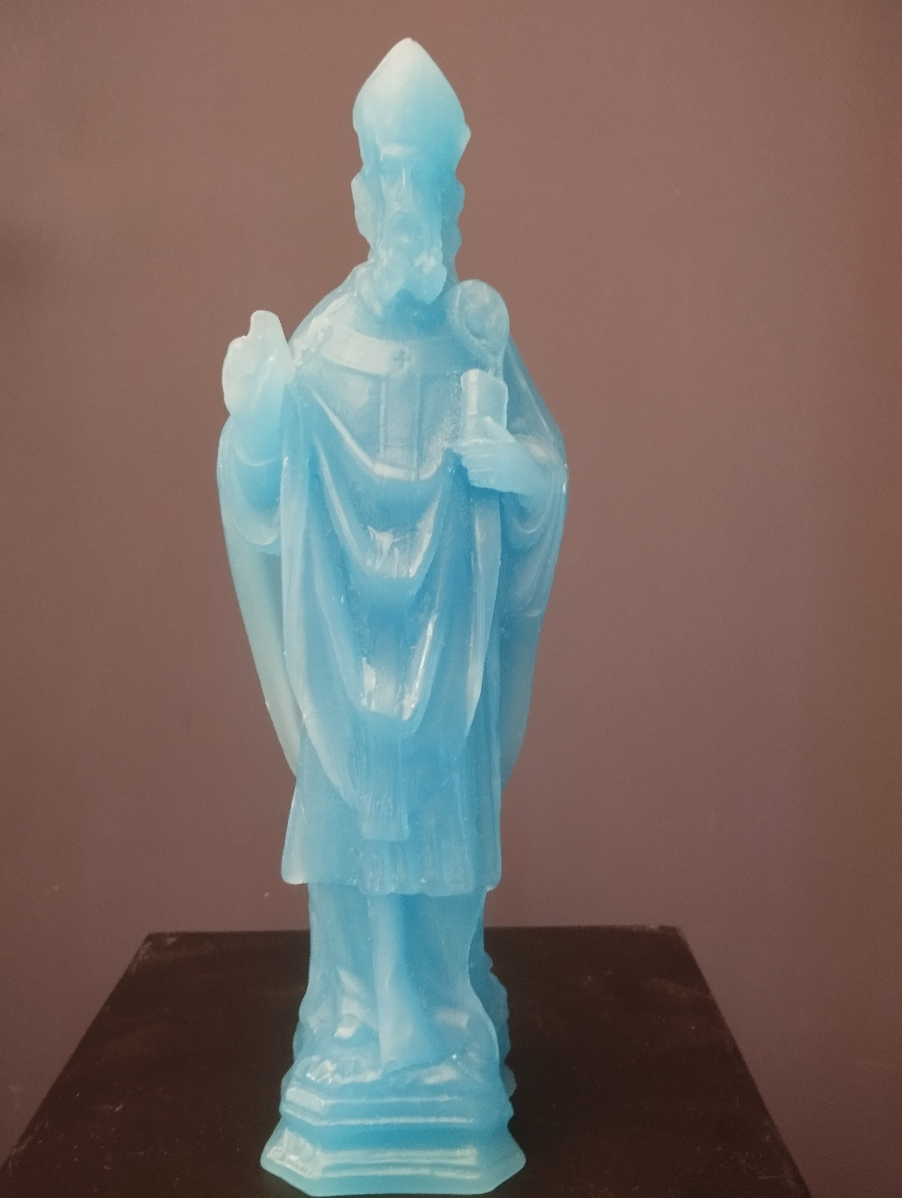 Statuetta di San Nicola – Simbolo di Protezione e Tradizione ✨