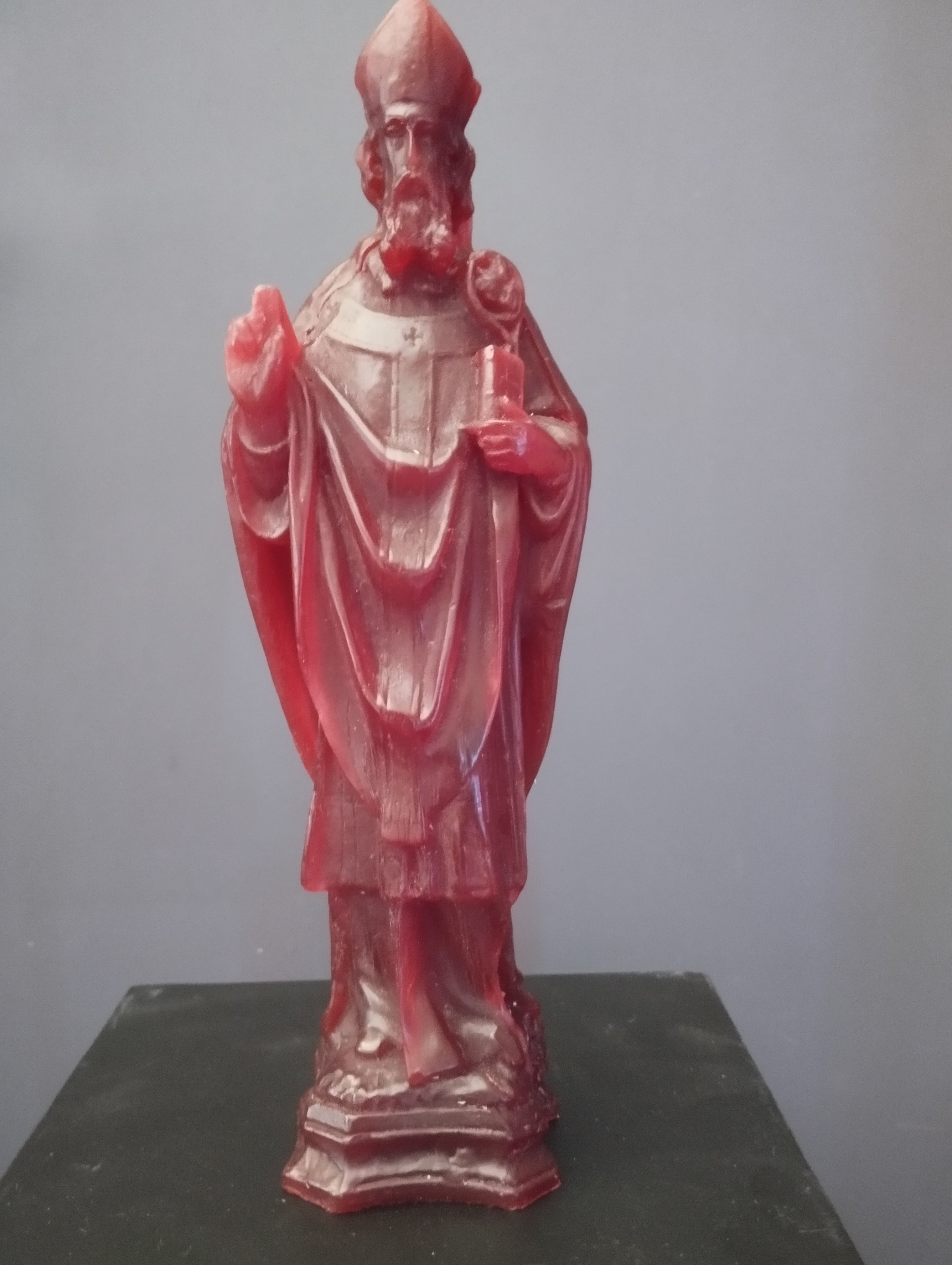 Statuetta di San Nicola – Simbolo di Protezione e Tradizione ✨